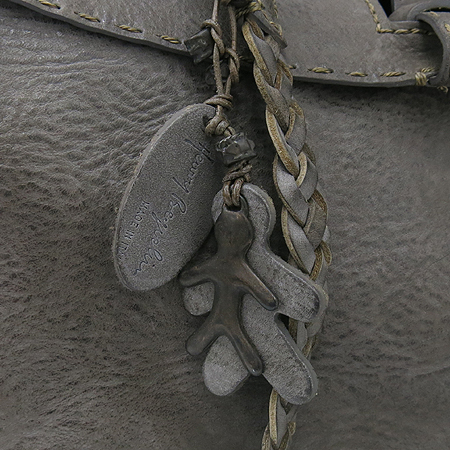 Henry Beguelin(� ���۸�) �׷��� ���� ���̴� M �γ� 2WAY �̹���5 - ���̺��� �߰���ǰ