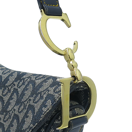 Dior(ũ����î���) �ΰ� �ڰ��� ���� ����� �̹���3 - ���̺��� �߰���ǰ