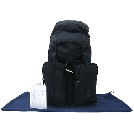 �����  ����