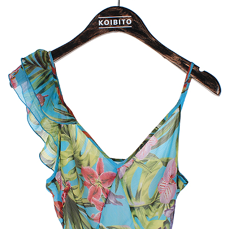 ZARA(�ڶ�) ��Ƽ�÷� ���� ���ǽ� �̹���2 - ���̺��� �߰���ǰ