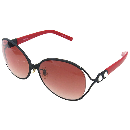 Ferragamo(��󰡸�) 1126B ��ġ�� �ΰ� ƼŸ�� ���� ���� ���۶� �̹���2 - ���̺��� �߰���ǰ