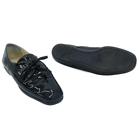 Prada(�����) ���� ���̴�Ʈ ����ΰ� �����뱸�� �̹���2 - ���̺��� �߰���ǰ