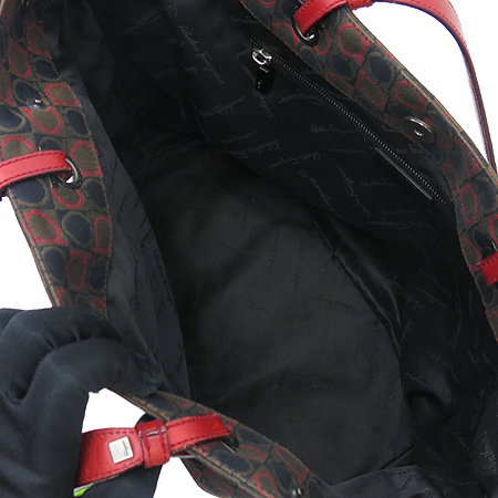 Ferragamo(��󰡸�) 21 3831 ��ġ�Ϸΰ� �к긯 �ٰ� ���� ����� �̹���5 - ���̺��� �߰���ǰ