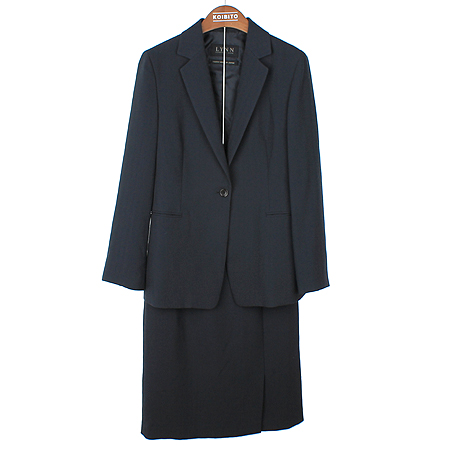 ��  ����