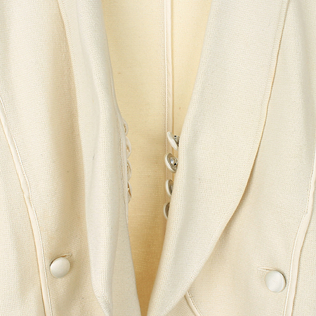 Emporio Armani(�������� �Ƹ�����) ���̺����÷� ���� �̹���3 - ���̺��� �߰���ǰ