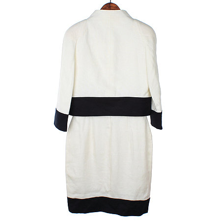 VALENTINO(�߷�Ƽ��) ȭ��Ʈ, ���̺��÷� ���� + ���ǽ� �̹���3 - ���̺��� �߰���ǰ