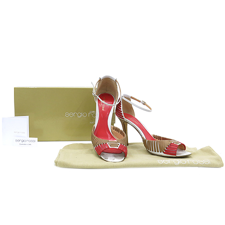 ���������ν�  ����