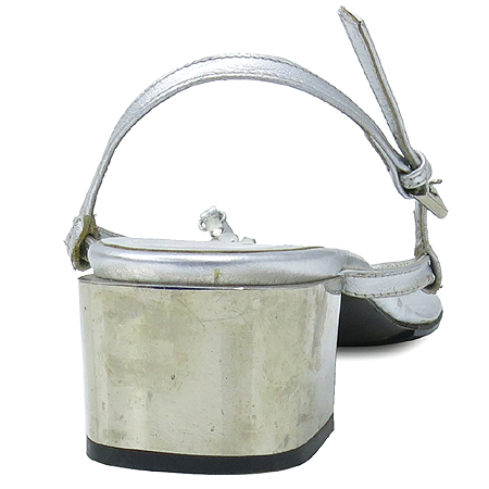 Armani(�Ƹ�����) �ǹ� ��Ż�� ���� ��� ��������� �̹���5 - ���̺��� �߰���ǰ