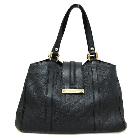 ����  �����