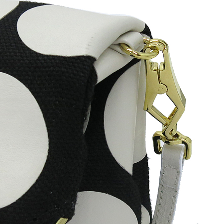 Burberry(������) 39292701 ���μ� ī�� ���� / �� ȥ�� Ŭ��ġ �� + ũ�ν���Ʈ�� �̹���4 - ���̺��� �߰���ǰ