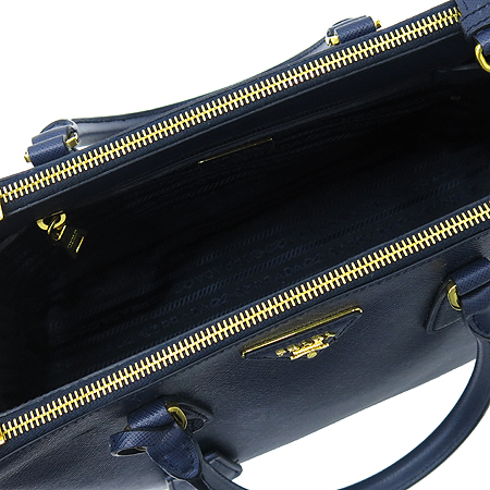 Prada(�����) ����ΰ� ���̺� ���ǾƳ�(SAFFIANO) ����(LUX) 2WAY �̹���6 - ���̺��� �߰���ǰ