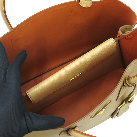 Prada(�����) BN2756 ��� ��Ż NOISETTE ���ǾƳ� �κ��� ���� ��Ʈ�� �̹���7 - ���̺��� �߰���ǰ