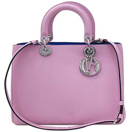 Dior(ũ����î���) M0902PVPU DIORISSIMO ī�� ���� �ǹ� ��Ż �ΰ� ��Ʈ�� + (�Ŀ�ġ / �����Ʈ��) �̹���2 - ���̺��� �߰���ǰ