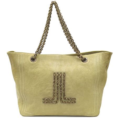 ����  �����