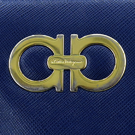 Ferragamo(��󰡸�) 22 B300 ���� ��ġ�� �ΰ� ��� PVC ¤�� ������ [�б�������] �̹���3 - ���̺��� �߰���ǰ