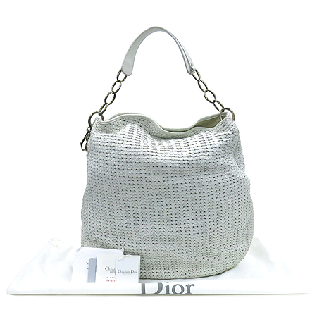 ���  �����