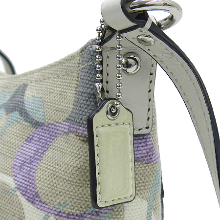 Coach(��ġ) �ɾ�Ʈ �ñ׳��� �ڰ��� ũ�ν��� �̹���3 - ���̺��� �߰���ǰ