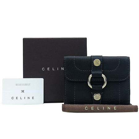 ������  ������