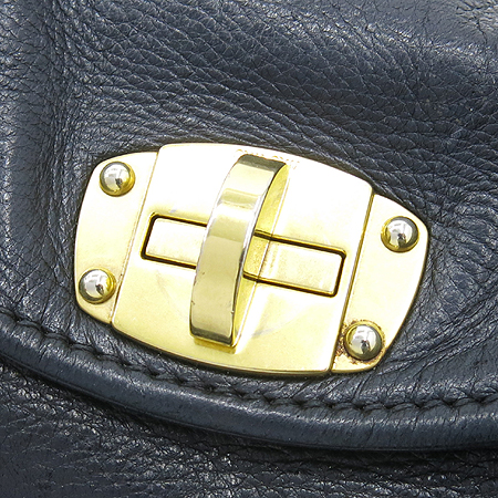 MiuMiu(�̿�̿�) ���� ���� ���� �ΰ� ü�� ����� �̹���3 - ���̺��� �߰���ǰ