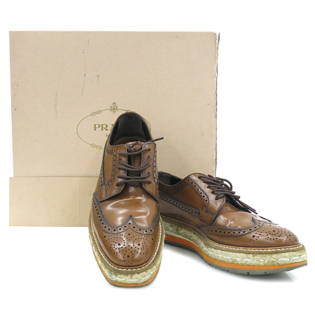 �����  ����