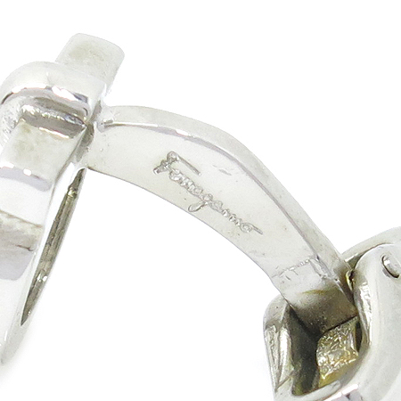 Ferragamo(��󰡸�) 34 6884 ���� ��ġ�� Ŀ������ũ �̹���4 - ���̺��� �߰���ǰ