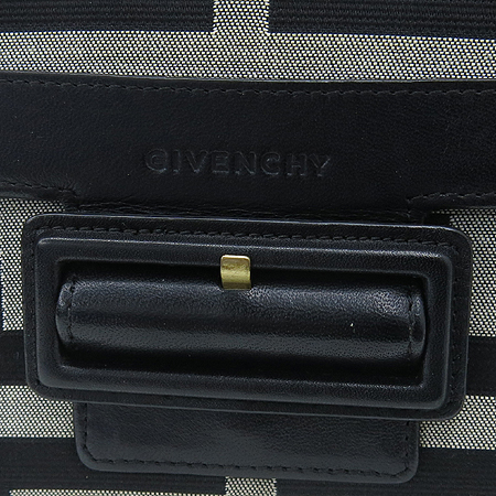 GIVENCHY(�����) �ΰ��к긯 �������� ȥ�� ������ �̹���2 - ���̺��� �߰���ǰ