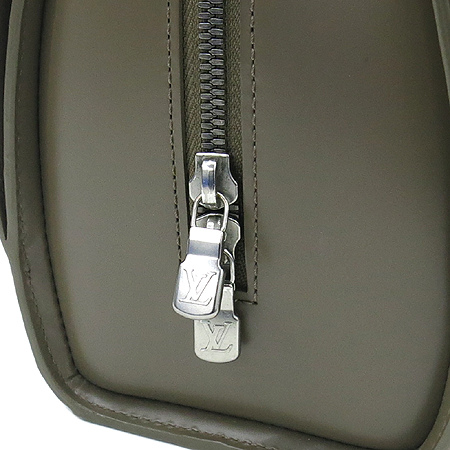 Louis Vuitton(���̺���) M5205C ���� POIVRE ������ ��Ʈ�� �̹���5 - ���̺��� �߰���ǰ