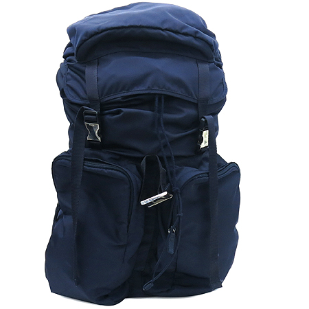 �����  ����