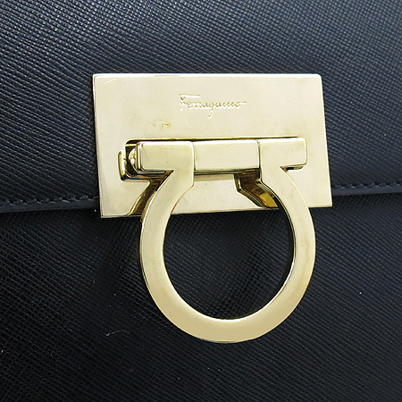 Ferragamo(��󰡸�)  21 0290 ���� ���� ���� ��ġ�� ��� 2WAY �̹���3 - ���̺��� �߰���ǰ