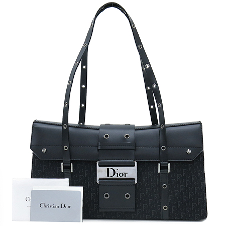 ���  �����