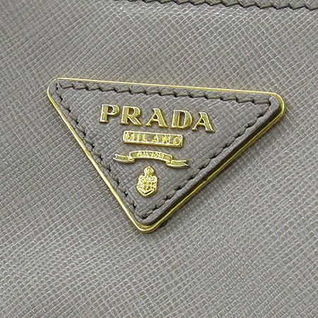 Prada(�����) BN1844 �׷����÷� ���ǾƳ� ��Ʈ�� �̹���3 - ���̺��� �߰���ǰ