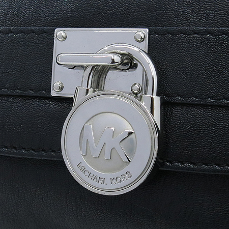 MICHAELKORSh(����Ŭ�ھ) �������� �ع��� �� ��� ����ΰ� ü�� ����� �̹���4 - ���̺��� �߰���ǰ