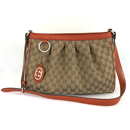 Gucci(����) 296834 GG�ΰ� �ڰ��� ������ ���� Ʈ���� ũ�ν��� [�ϻ����] �̹���2 - ���̺��� �߰���ǰ