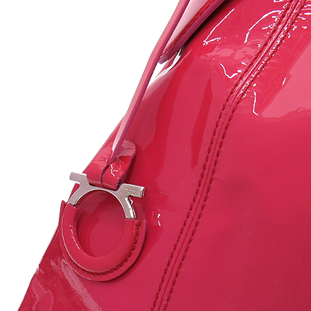 Ferragamo(��󰡸�) 21 A868 ��ũ���̴�Ʈ ��ġ�� ��� �� ����� �̹���4 - ���̺��� �߰���ǰ