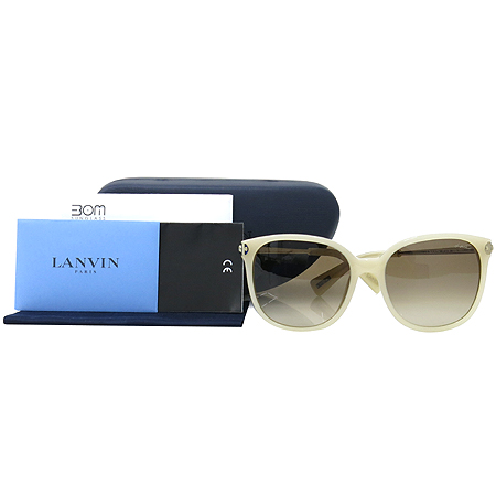 ����  ���۶�