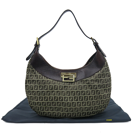 ���  �����