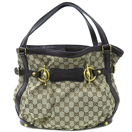 ����  �����