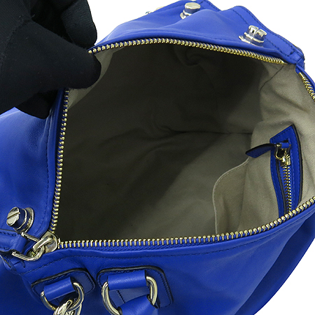 GIVENCHY(�����) 13L5250660 430 ī����Ų ���� �ǵ��� M������ ����ΰ� ��Ʈ��� 2WAY �̹���7 - ���̺��� �߰���ǰ