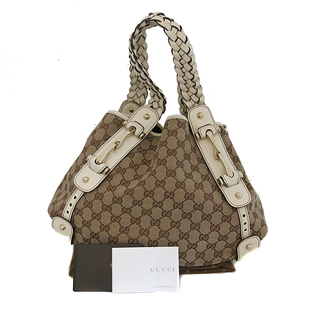 ����  �����