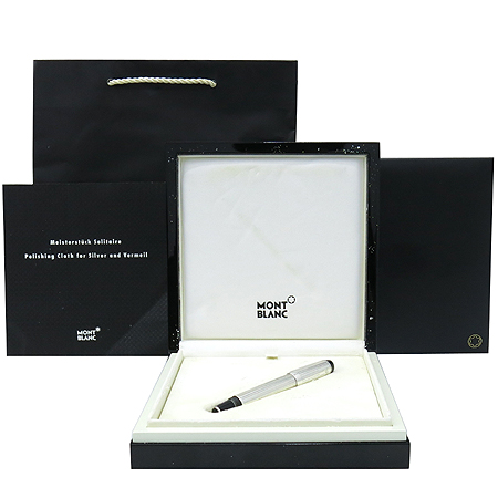 ������  ������