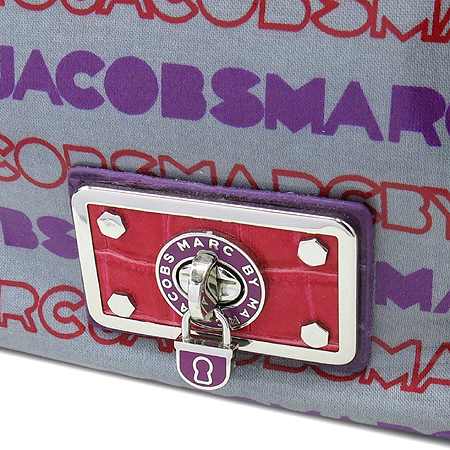 Marc by Marc Jacobs(��ũ���̸�ũ�����߽�) ��Ƽ �÷� PVC ��Ʈ�� �̹���4 - ���̺��� �߰���ǰ