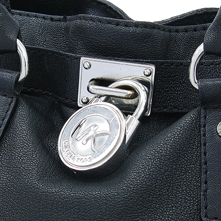 MICHAELKORS (����Ŭ�ھ) ����  ���� �ع��� M ������ ���� ü�� 2WAY �̹���3 - ���̺��� �߰���ǰ