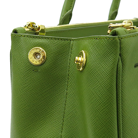 Prada(�����) BN2274 SAFFIANO LUX EDERA ���ǾƳ� ���� īŰ ����ΰ� 2WAY �̹���5 - ���̺��� �߰���ǰ