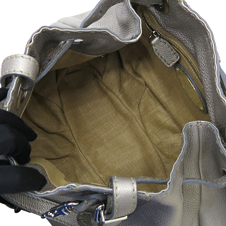 Fendi(���) 8BN595 00NDU F0UU0 �������� �ǹ���Ż�� ����ΰ� ��Ʈ��� ��Ʈ�� �̹���6 - ���̺��� �߰���ǰ