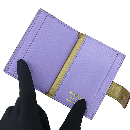 Ferragamo(��󰡸�) 22 B036 ���÷��� ī�� �������� �̹���5 - ���̺��� �߰���ǰ