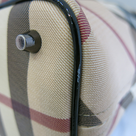 Burberry(������) ���̸��� üũ PVC ���� ����� [�ϻ����] �̹���5 - ���̺��� �߰���ǰ