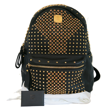 ������  ����