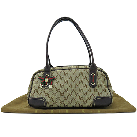 ����  �����