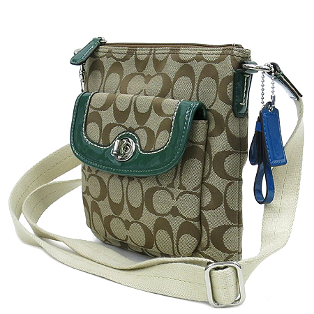 Coach(��ġ) 49148 �ñ׳�ó �ڰ��� ũ�ν��� �̹���3 - ���̺��� �߰���ǰ