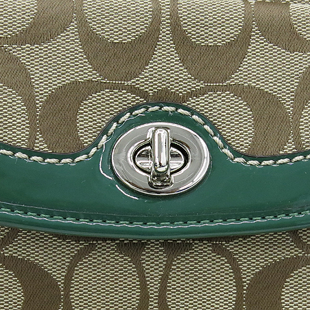 Coach(��ġ) 49148 �ñ׳�ó �ڰ��� ũ�ν��� �̹���4 - ���̺��� �߰���ǰ